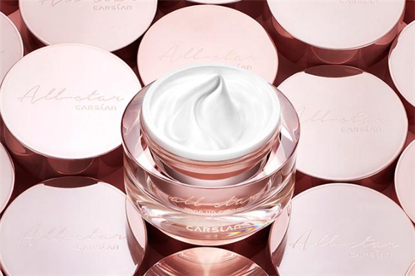 卡姿蘭素顏霜晚上可以用嗎 卡姿蘭素顏霜可以當面霜用嗎 卡姿蘭素顏霜晚上可以用嗎 卡姿蘭素顏霜可以當面霜用嗎