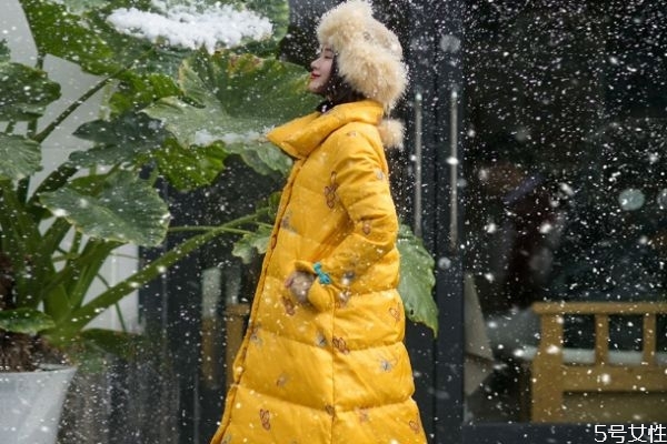 什么牌子的羽絨服好 品牌羽絨服有哪些牌子 什么牌子的羽絨服好 品牌羽絨服有哪些牌子