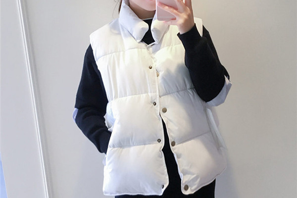 羽絨馬甲幾月份穿好 什么情況下適合穿羽絨馬甲 羽絨馬甲幾月份穿好 什么情況下適合穿羽絨馬甲