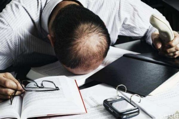 造成神經(jīng)衰弱的原因有什么呢 為什么會神經(jīng)衰弱呢 造成神經(jīng)衰弱的原因有什么呢 為什么會神經(jīng)衰弱呢