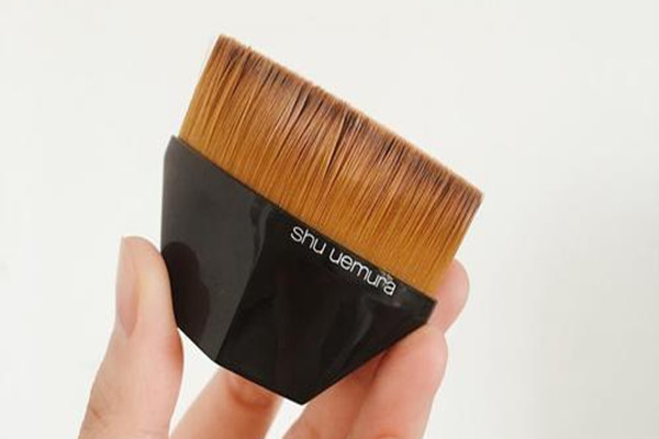 植村秀55號(hào)刷的優(yōu)缺點(diǎn) 植村秀55號(hào)刷正確使用方法 植村秀55號(hào)刷的優(yōu)缺點(diǎn) 植村秀55號(hào)刷正確使用方法