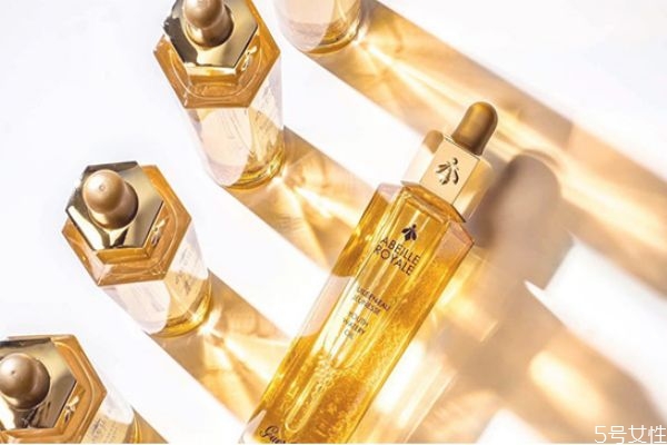 嬌蘭復(fù)原蜜沒關(guān)緊怎么辦 嬌蘭復(fù)原蜜白天能用嗎 嬌蘭復(fù)原蜜沒關(guān)緊怎么辦 嬌蘭復(fù)原蜜白天能用嗎