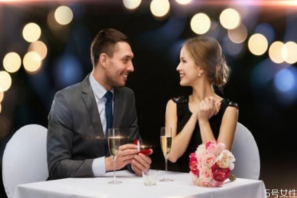 女生追男生的技巧 女生追男生的十大禁忌 女生追男生的技巧 女生追男生的十大禁忌