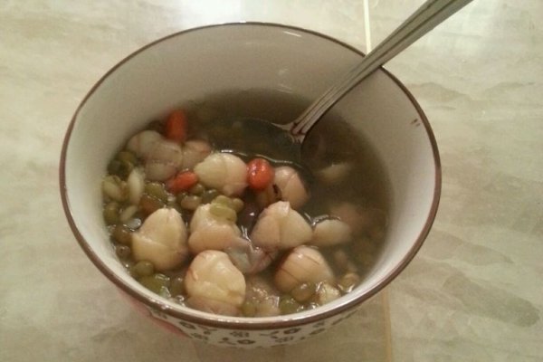 綠豆蓮子湯的功效 綠豆如何挑選好 綠豆蓮子湯的功效 綠豆如何挑選好