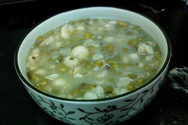 綠豆蓮子湯的功效 綠豆如何挑選好 綠豆蓮子湯的功效 綠豆如何挑選好