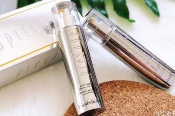 雅頓橘燦精華使用量 雅頓橘燦精華使用時間 雅頓橘燦精華使用量 雅頓橘燦精華使用時間