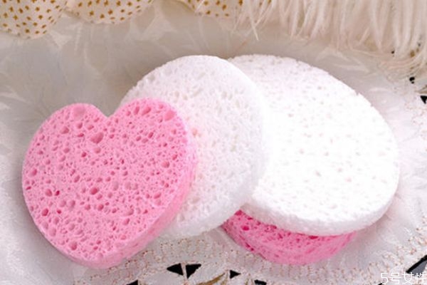 洗臉撲的用法 洗臉撲的正確使用方法 洗臉撲的用法 洗臉撲的正確使用方法