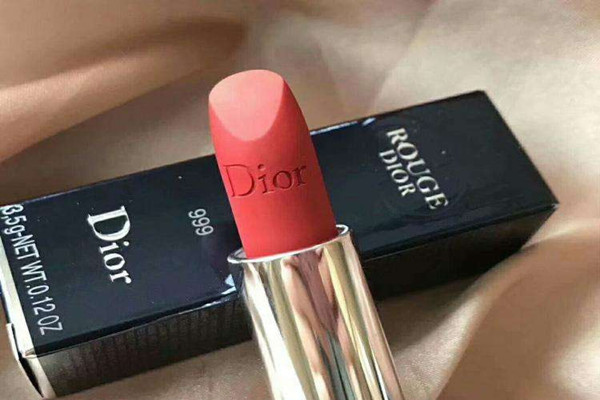 dior999啞光和滋潤包裝區(qū)別 迪奧999啞光和滋潤哪個好 dior999啞光和滋潤包裝區(qū)別 迪奧999啞光和滋潤哪個好