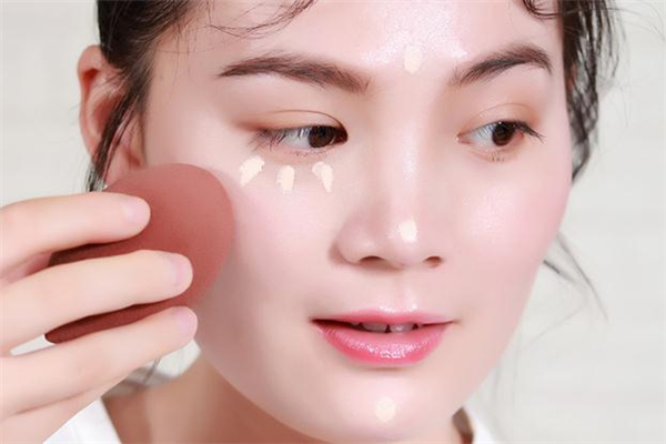 爾木萄美妝蛋真假辨別 爾木萄美妝蛋掉色正常嗎 爾木萄美妝蛋真假辨別 爾木萄美妝蛋掉色正常嗎