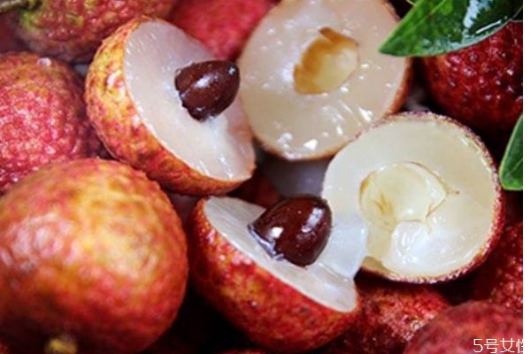 荔枝核有什么作用呢 荔枝核可以吃嗎 荔枝核有什么作用呢 荔枝核可以吃嗎