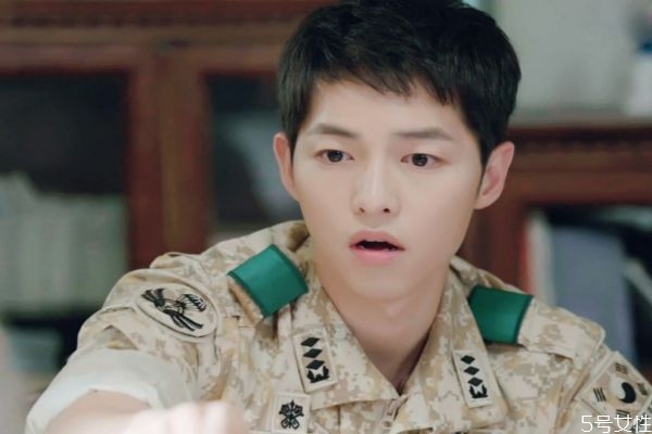 怎么撩妹子找話題聊天 撩妹技巧套路 怎么撩妹子找話題聊天 撩妹技巧套路