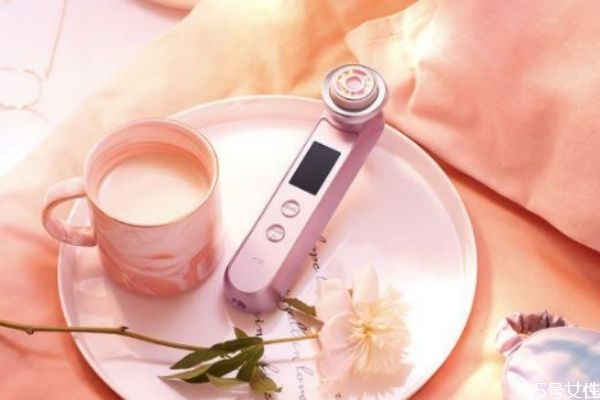 雅萌水光機(jī)美容儀好用嗎 雅萌水光機(jī)美容儀測(cè)評(píng)