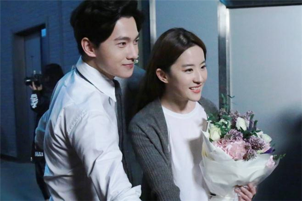 曖昧期間該不該挑明關系 怎么和曖昧對象挑明關系