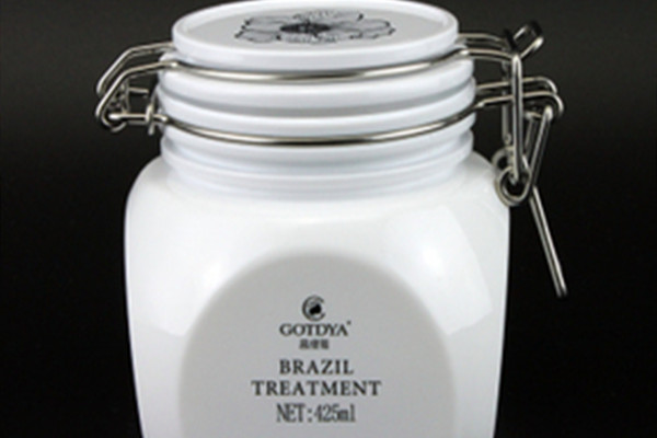 焗油好還是護發(fā)素好 蒸式焗油膏的正確使用方法 焗油好還是護發(fā)素好 蒸式焗油膏的正確使用方法