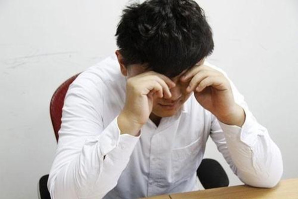 為什么會(huì)口干舌燥 口感舌燥是什么原因 為什么會(huì)口干舌燥 口感舌燥是什么原因