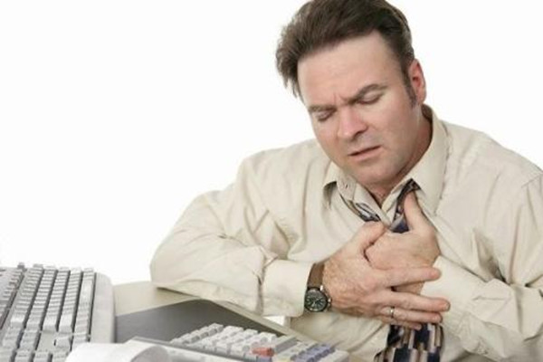 為什么會(huì)口干舌燥 口感舌燥是什么原因 為什么會(huì)口干舌燥 口感舌燥是什么原因