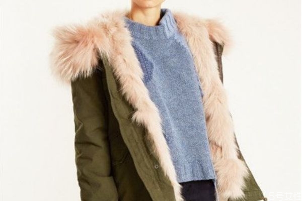 派克服和羽絨服哪個(gè)暖和 派克服和羽絨服區(qū)別 派克服和羽絨服哪個(gè)暖和 派克服和羽絨服區(qū)別