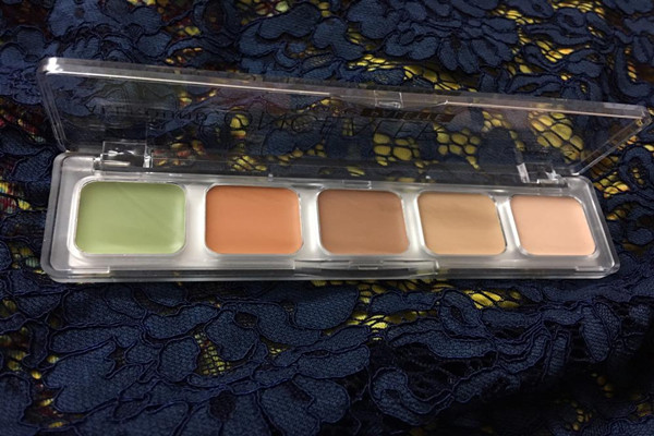 遮瑕膏能遮住面部哪些瑕疵 遮瑕膏能遮住疤痕嗎 遮瑕膏能遮住面部哪些瑕疵 遮瑕膏能遮住疤痕嗎