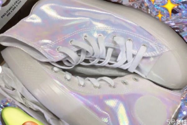 匡威鐳射果凍在哪買 匡威聯(lián)名七彩果凍鐳射價格 匡威鐳射果凍在哪買 匡威聯(lián)名七彩果凍鐳射價格