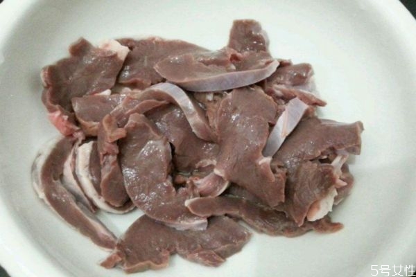 豬心可以經(jīng)常吃嗎 吃豬心會(huì)上火嗎 豬心可以經(jīng)常吃嗎 吃豬心會(huì)上火嗎