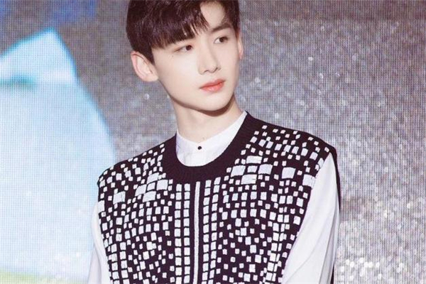 竹竿身材男生怎么搭配衣服 竹竿身材男生搭配禁忌 竹竿身材男生怎么搭配衣服 竹竿身材男生搭配禁忌