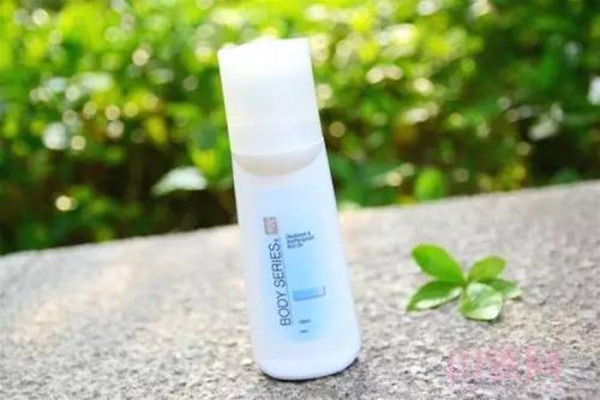 用止汗露會加重狐臭嗎 用止汗露腋下癢怎么辦 用止汗露會加重狐臭嗎 用止汗露腋下癢怎么辦