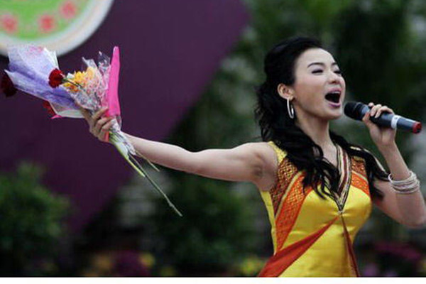 腋下毛可以拔嗎 腋毛多是什么原因 腋下毛可以拔嗎 腋毛多是什么原因