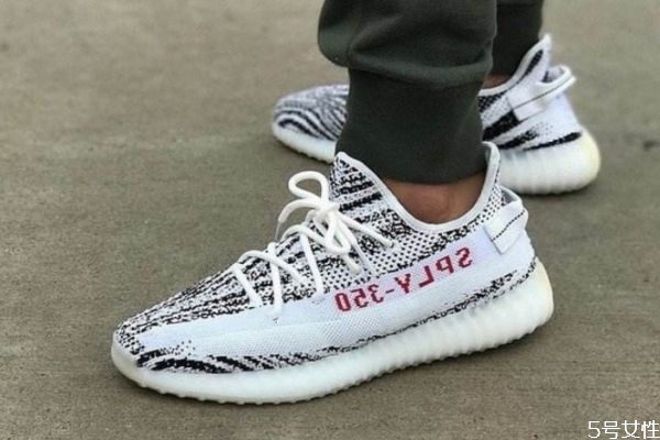 椰子鞋偏大還是偏小 yeezy是耐克還是阿迪 椰子鞋偏大還是偏小 yeezy是耐克還是阿迪