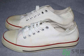 匡威鞋邊發(fā)黃怎么辦？匡威鞋變黃了怎么辦？