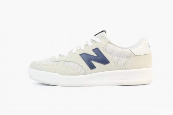 適合女生夏天穿的球鞋推薦 好看的碎花運(yùn)動(dòng)鞋推薦 適合女生夏天穿的球鞋推薦 好看的碎花運(yùn)動(dòng)鞋推薦