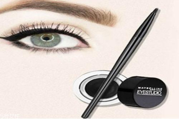 眼線液有哪些優(yōu)缺點(diǎn) 眼線液筆和眼線膠筆哪個(gè)好 眼線液有哪些優(yōu)缺點(diǎn) 眼線液筆和眼線膠筆哪個(gè)好
