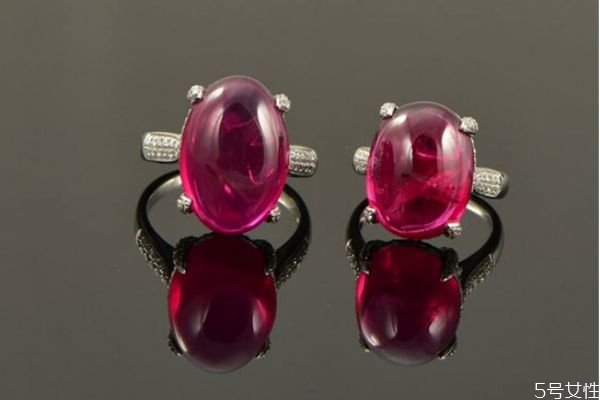 紅寶石與紅碧璽哪個比較好 紅寶石和碧璽的區(qū)別 紅寶石與紅碧璽哪個比較好 紅寶石和碧璽的區(qū)別