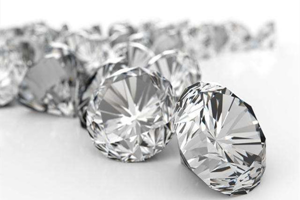 灰鉆石是什么 灰鉆石產(chǎn)自哪里 灰鉆石是什么 灰鉆石產(chǎn)自哪里