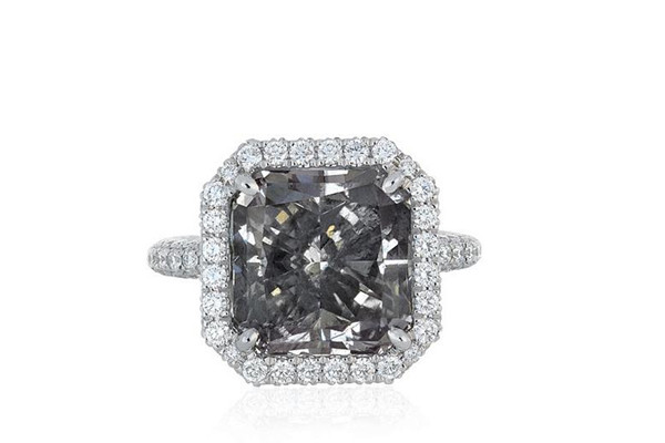 灰鉆石是什么 灰鉆石產(chǎn)自哪里 灰鉆石是什么 灰鉆石產(chǎn)自哪里