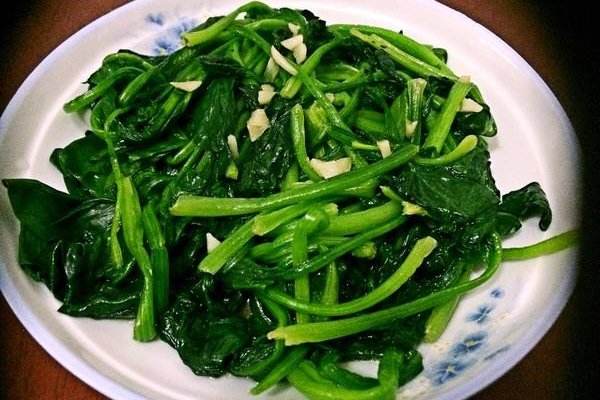 龍蝦能和菠菜一起吃嗎 蝦和什么一起吃好 龍蝦能和菠菜一起吃嗎 蝦和什么一起吃好