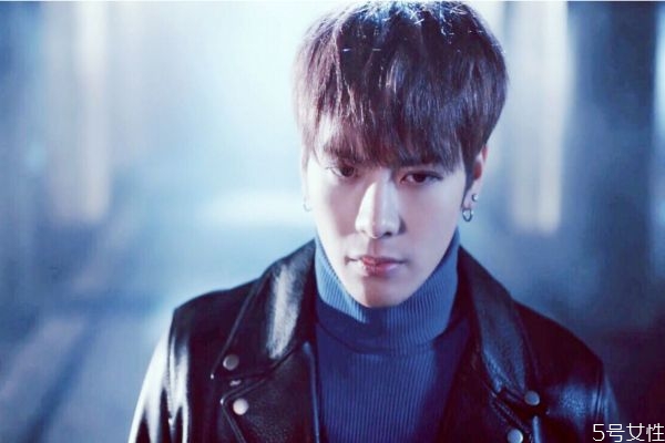 男人出軌后的前兆 男人出軌的20種表現(xiàn) 男人出軌后的前兆 男人出軌的20種表現(xiàn)