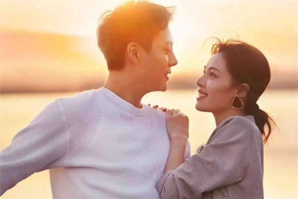 和女生牽手算確定關系嗎 女生同意牽手是確定關系嗎