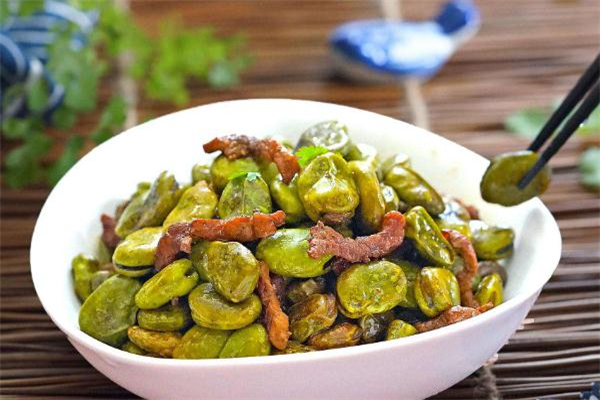 蠶豆沒煮熟可以吃嗎 蠶豆沒煮熟會中毒嗎 蠶豆沒煮熟可以吃嗎 蠶豆沒煮熟會中毒嗎