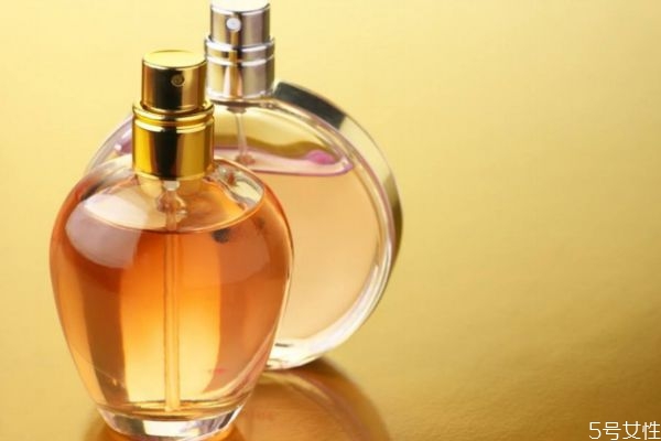 正品香水又有哪些特點(diǎn)呢 如何區(qū)分香水的真假呢 正品香水又有哪些特點(diǎn)呢 如何區(qū)分香水的真假呢