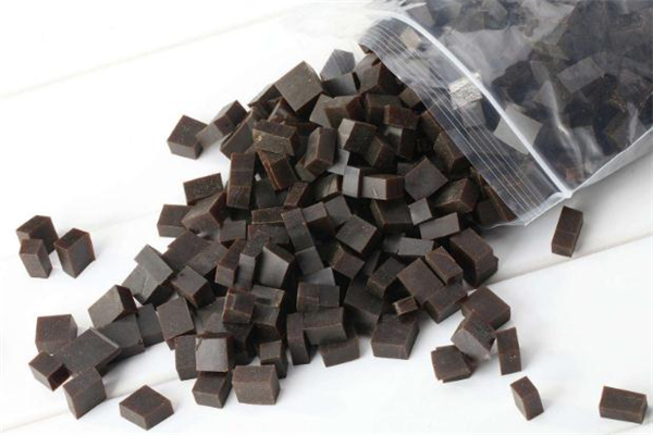 阿膠和驢膠有什么區(qū)別 阿膠和驢膠哪個(gè)補(bǔ)血效果好 阿膠和驢膠有什么區(qū)別 阿膠和驢膠哪個(gè)補(bǔ)血效果好