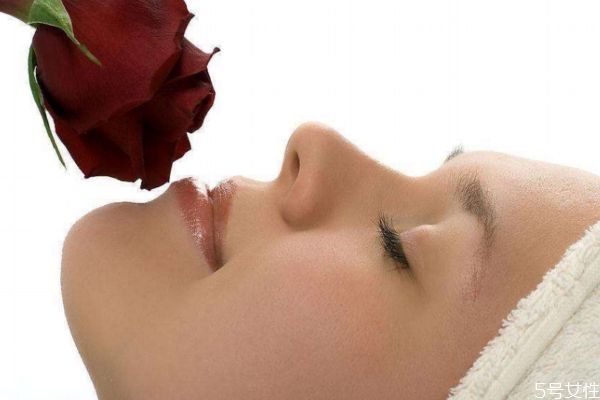 導(dǎo)入儀適合哪個年齡 導(dǎo)入儀適合敏感肌嗎