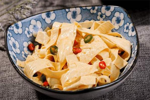 豆皮是碳水化合物嗎 豆皮脂肪含量高嗎 豆皮是碳水化合物嗎 豆皮脂肪含量高嗎