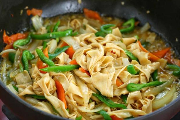 豆皮是碳水化合物嗎 豆皮脂肪含量高嗎 豆皮是碳水化合物嗎 豆皮脂肪含量高嗎