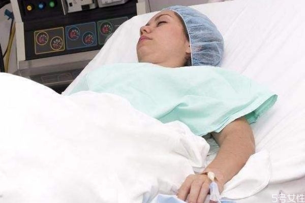 小產(chǎn)以后吃什么好 小產(chǎn)后多久可以恢復呢 小產(chǎn)以后吃什么好 小產(chǎn)后多久可以恢復呢