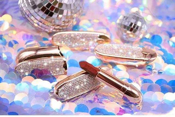 hojo口紅是哪個(gè)國家品牌 口紅怎么用顯色更持久