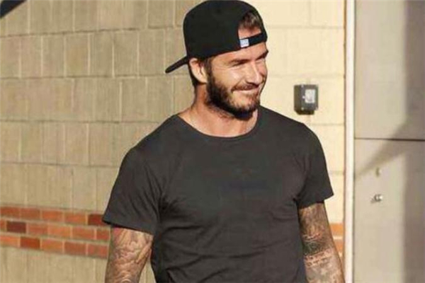 男生棒球帽怎么戴好看 男生棒球帽戴法圖片 男生棒球帽怎么戴好看 男生棒球帽戴法圖片