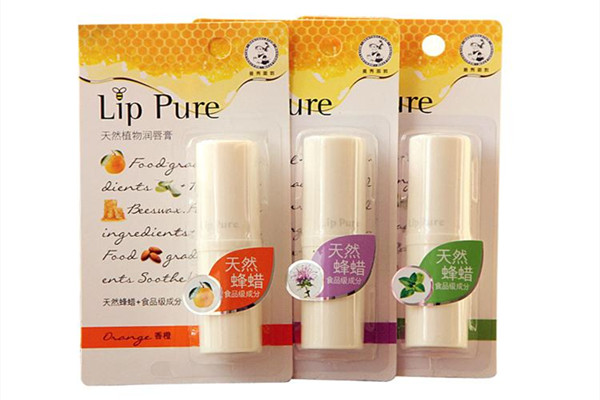 曼秀雷敦天然植物唇膏好用嗎 曼秀雷敦天然植物唇膏成分介紹 曼秀雷敦天然植物唇膏好用嗎 曼秀雷敦天然植物唇膏成分介紹