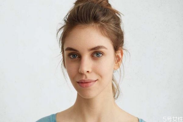 胖會引起脖子變粗嗎 造成脖子粗的原因有什么 胖會引起脖子變粗嗎 造成脖子粗的原因有什么