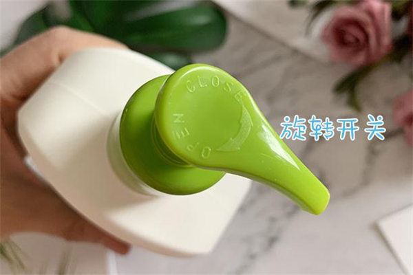 絲塔芙保濕乳怎么樣 絲塔芙保濕乳與保濕露的區(qū)別 絲塔芙保濕乳怎么樣 絲塔芙保濕乳與保濕露的區(qū)別