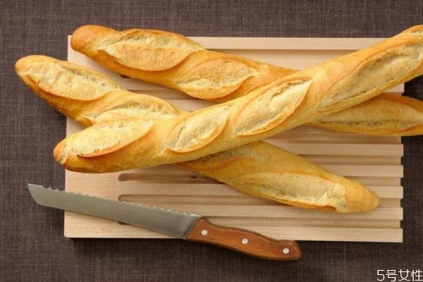 法式長棍面包的熱量高嗎 法式長棍面包減肥可以吃嗎 法式長棍面包的熱量高嗎 法式長棍面包減肥可以吃嗎